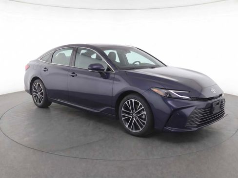 Used 2026 Toyota Camry XLE w/ Premium Package AWD/4WD image 3