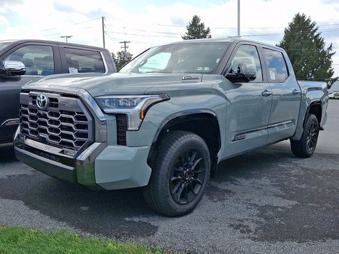 New 2026 Toyota Tundra Platinum AWD/4WD image 3