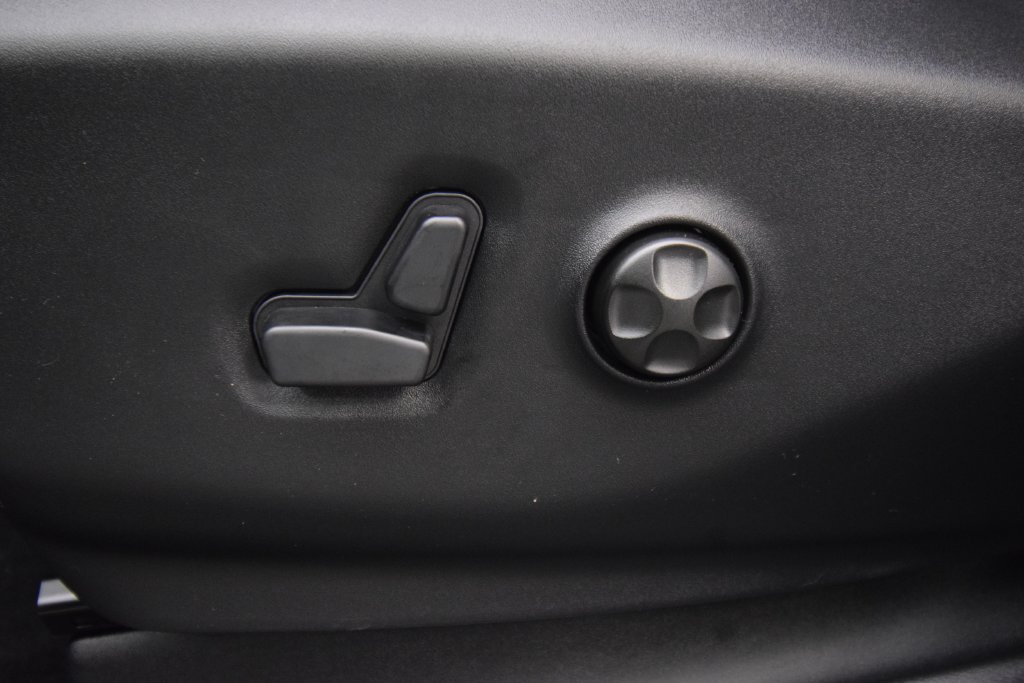 New 2027 Chrysler Pacifica Select FWD image 31