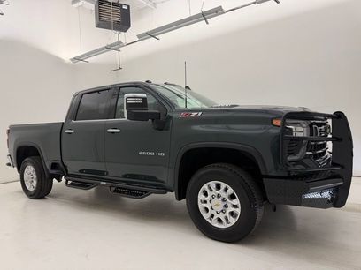 Used 2025 Chevrolet Silverado 2500 LTZ w/ LTZ Convenience Package