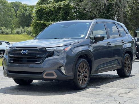 Used 2025 Subaru Forester Sport AWD/4WD image 36