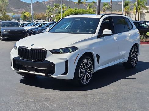 Used 2026 BMW X5 xDrive40i w/ M Sport Package AWD/4WD image 5