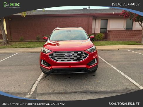 Used 2024 Ford Edge SEL w/ Convenience Package AWD/4WD image 2