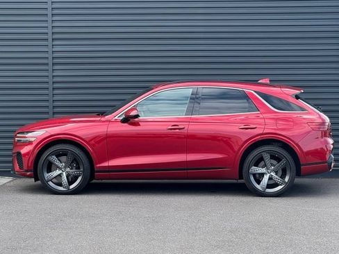 Used 2024 Genesis GV70 3.5T Sport w/ Sport Prestige Package AWD/4WD image 2