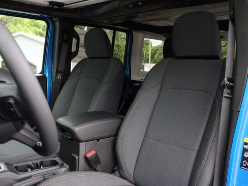 New 2026 Jeep Wrangler Unlimited Sport AWD/4WD image 14