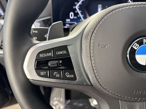 Used 2026 BMW X5 xDrive40i w/ M Sport Package AWD/4WD image 13