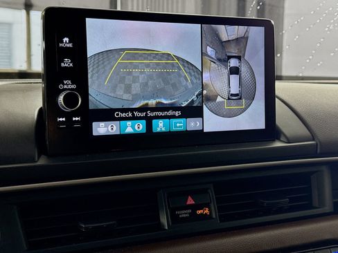 Used 2023 Honda Pilot Elite image 12