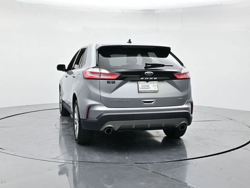 Certified 2022 Ford Edge Titanium w/ Equipment Group 301A image 8