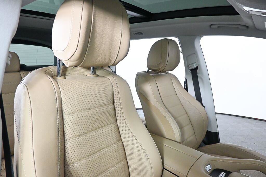 Certified 2026 Mercedes-Benz GLS 450 4MATIC image 22