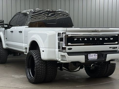 Used 2026 Ford F450 Platinum w/ Platinum Plus Package image 3