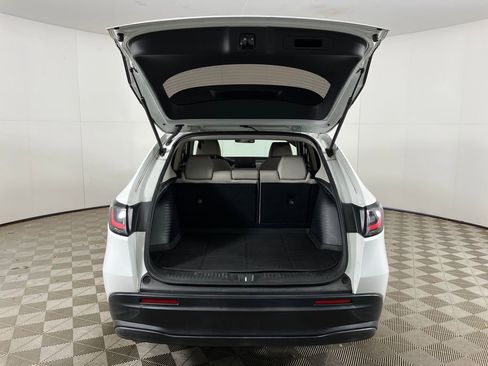 Used 2023 Honda HR-V LX image 24