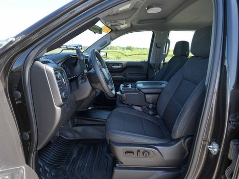 Used 2021 Chevrolet Silverado 1500 W/T w/ Z71 Off-Road Package AWD/4WD image 14