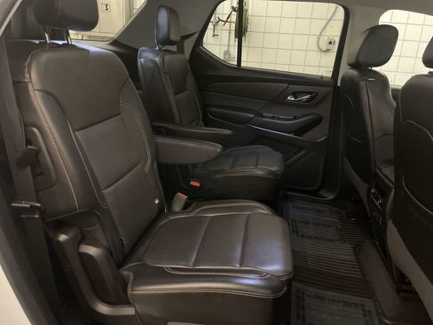 Used 2018 Chevrolet Traverse Premier w/ LPO, 'HIT The Road' Package AWD/4WD image 22