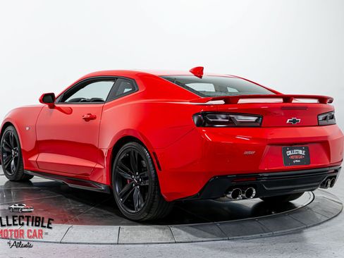 Used 2016 Chevrolet Camaro SS RWD image 15