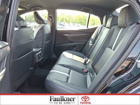 Certified 2025 Toyota Camry SE FWD image 10