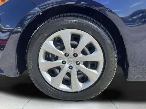 Used 2025 Toyota Corolla LE FWD image 59