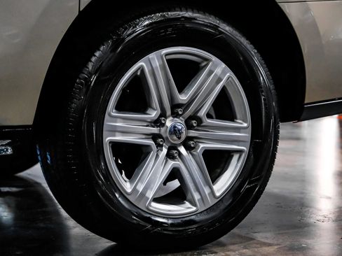 Used 2018 Ford Expedition Max XLT w/ Equipment Group 202A image 53