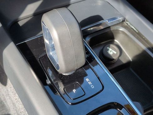 Used 2024 Volvo S60 B5 Core image 13