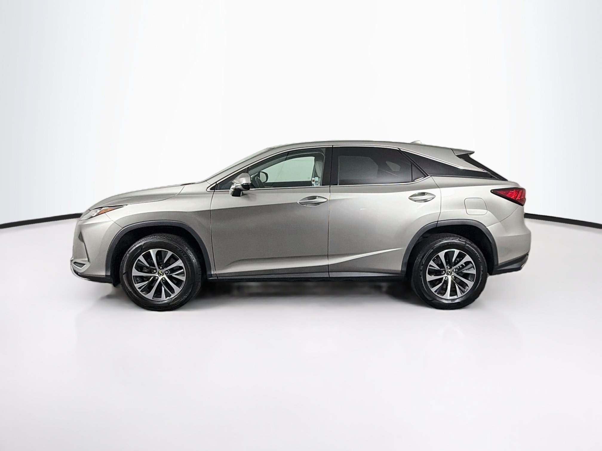 Used 2021 Lexus RX 350 FWD w/ Accessory Package image 4