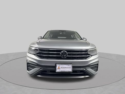 Used 2023 Volkswagen Tiguan SE AWD/4WD image 26