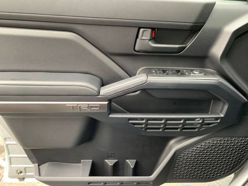 Used 2025 Toyota 4Runner TRD Off-Road image 20