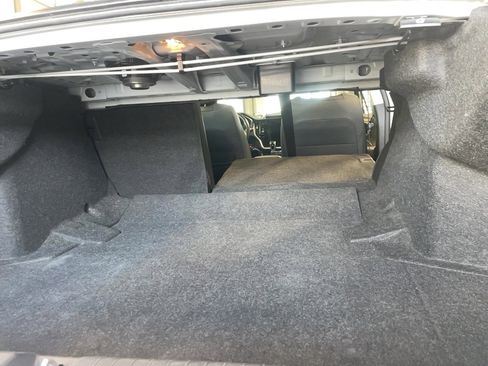 Used 2022 Subaru Legacy Limited image 24