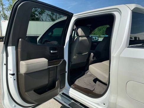 Used 2020 GMC Sierra 1500 SLT w/ SLT Premium Plus Package AWD/4WD image 16