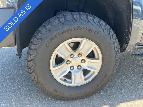 Used 2019 Chevrolet Silverado 1500 LT AWD/4WD image 8