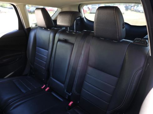 Used 2015 Ford Escape Titanium image 8