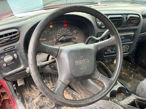 Used 2001 GMC Sonoma SLS w/ Convenience Group image 23