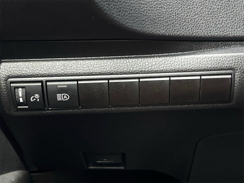 Used 2024 Toyota Corolla LE image 20
