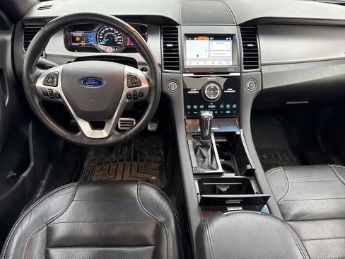 Used 2017 Ford Taurus SHO image 8