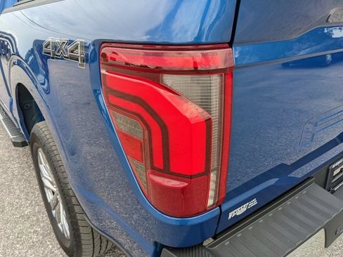 Used 2025 Ford F150 Lariat w/ Equipment Group 501A Mid AWD/4WD image 11