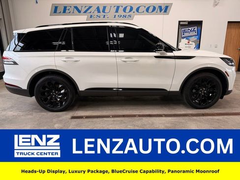 Used 2025 Lincoln Aviator Reserve w/ Luxury Package AWD/4WD image 1