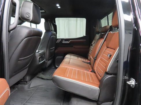 Used 2025 GMC Sierra 1500 Denali Ultimate image 10