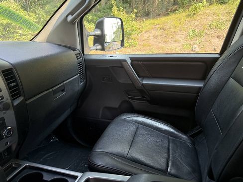 Used 2012 Nissan Titan PRO-4X w/ Pro-4x Technology Pkg AWD/4WD image 13