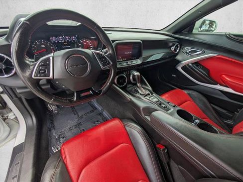 Used 2019 Chevrolet Camaro SS RWD image 18
