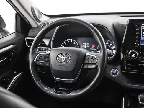 Used 2020 Toyota Highlander Limited AWD/4WD image 15