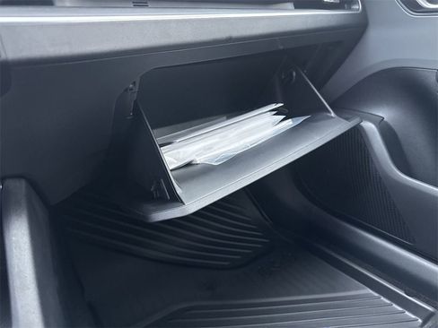 New 2025 Kia K4 LXS image 37