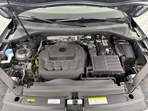 Used 2023 Volkswagen Tiguan SE FWD image 30