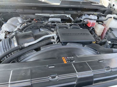 Used 2025 Chevrolet Silverado 2500 LT w/ Convenience Package AWD/4WD image 32