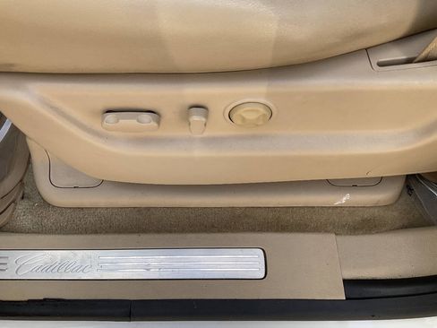 Used 2013 Cadillac Escalade EXT Premium AWD/4WD image 10
