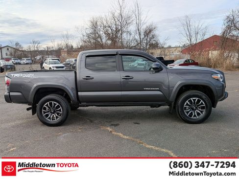 Certified 2023 Toyota Tacoma TRD Off-Road image 2