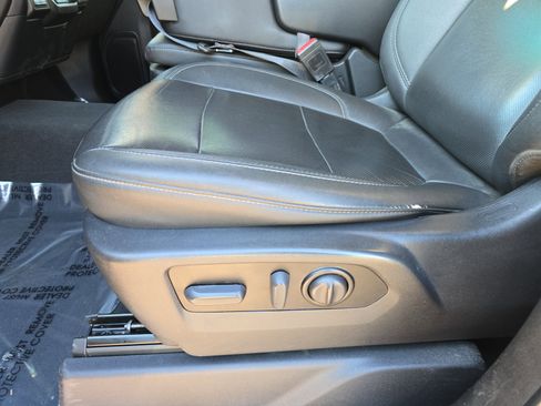 Used 2022 GMC Sierra 2500 SLT w/ X31 Off-Road Package image 31