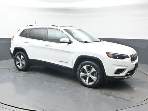 Used 2021 Jeep Cherokee Limited w/ Elite Package AWD/4WD image 7