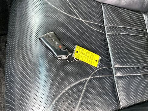 Used 2019 Lexus ES 350 Ultra Luxury w/ Accessory Package 2 image 14