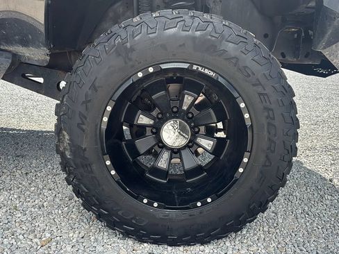 Used 2015 Ford F250 Lariat w/ FX4 Off-Road Package AWD/4WD image 11