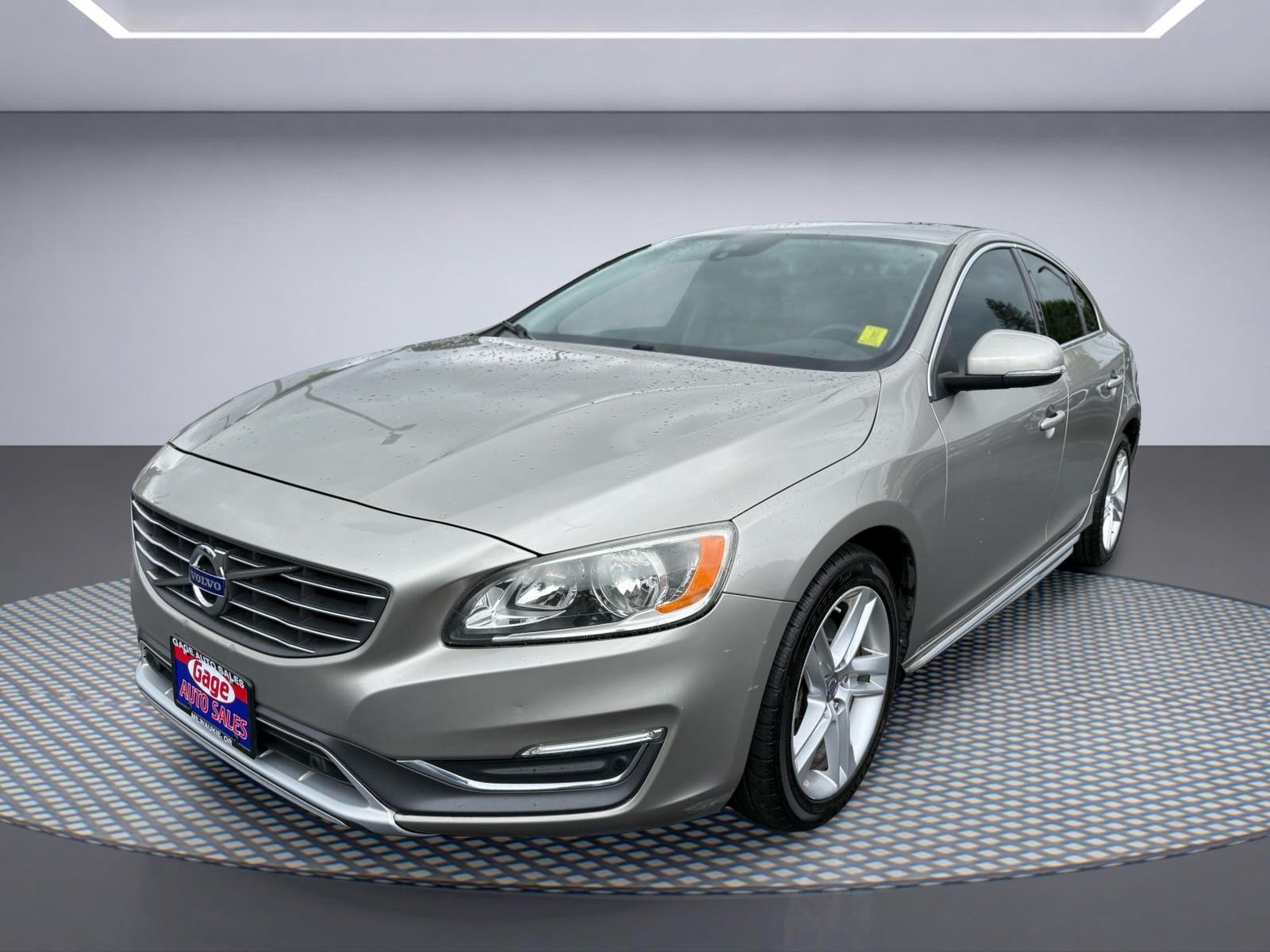Used 2015 Volvo S60 T5 Platinum FWD image 2