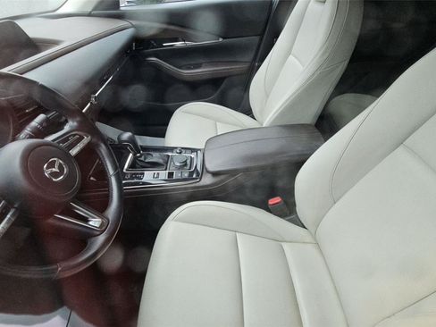 Used 2023 MAZDA CX-30 AWD 2.5 S w/ Premium Package image 7