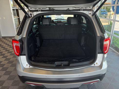 Used 2016 Ford Explorer Limited AWD/4WD image 10